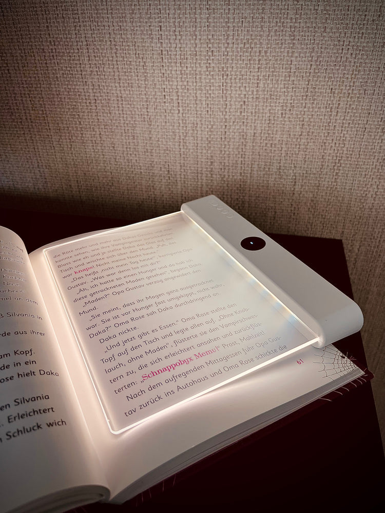 CrystalClear LED Leeslamp